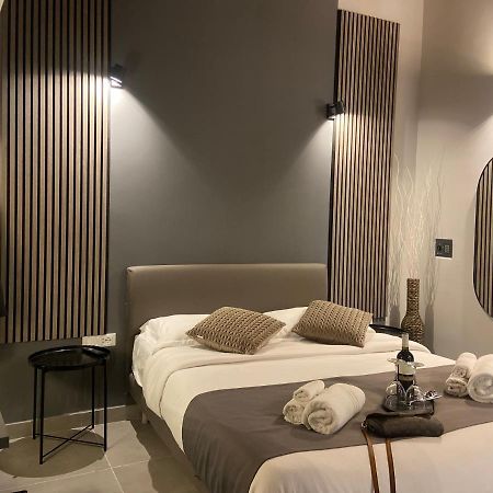 Soha Piazza Di Spagna Boutique ローマ エクステリア 写真
