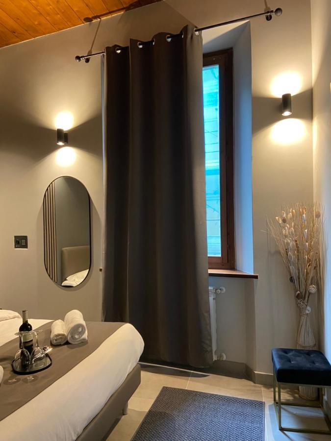 Soha Piazza Di Spagna Boutique ローマ エクステリア 写真